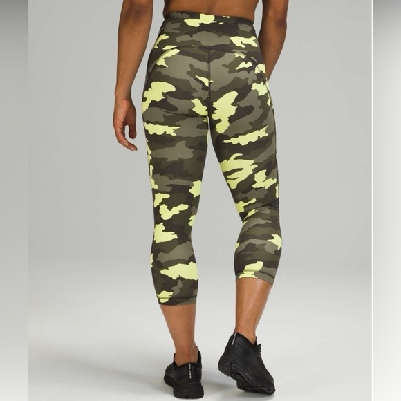Lululemon Crispin Green Multi Camo Swift Speed High Rise Crop 21” Legging Tight - Picture 3 of 15